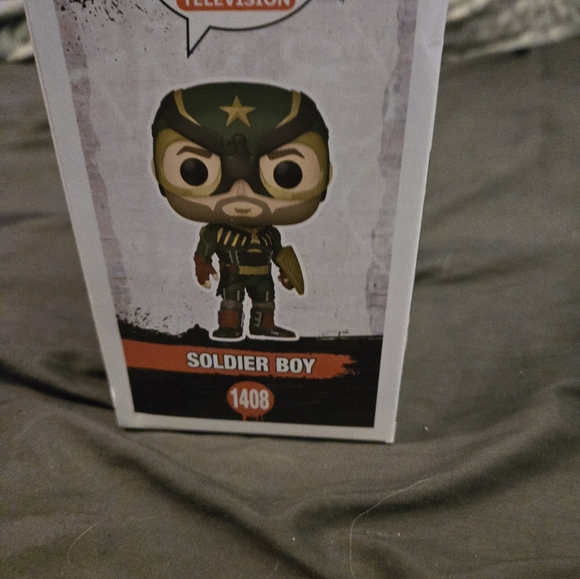 Funko Pop! The Boys Soldier Boy Figure - Green and Red - Picture 7 of 8